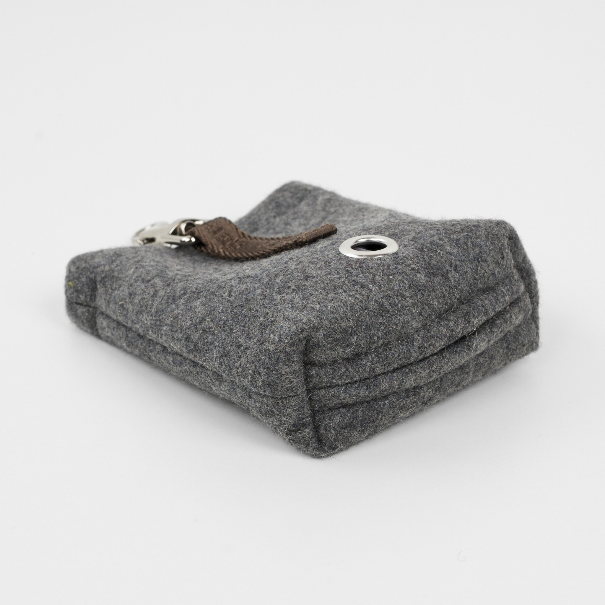 Elma Treat Bag w. Waste Bag Holder | Stone