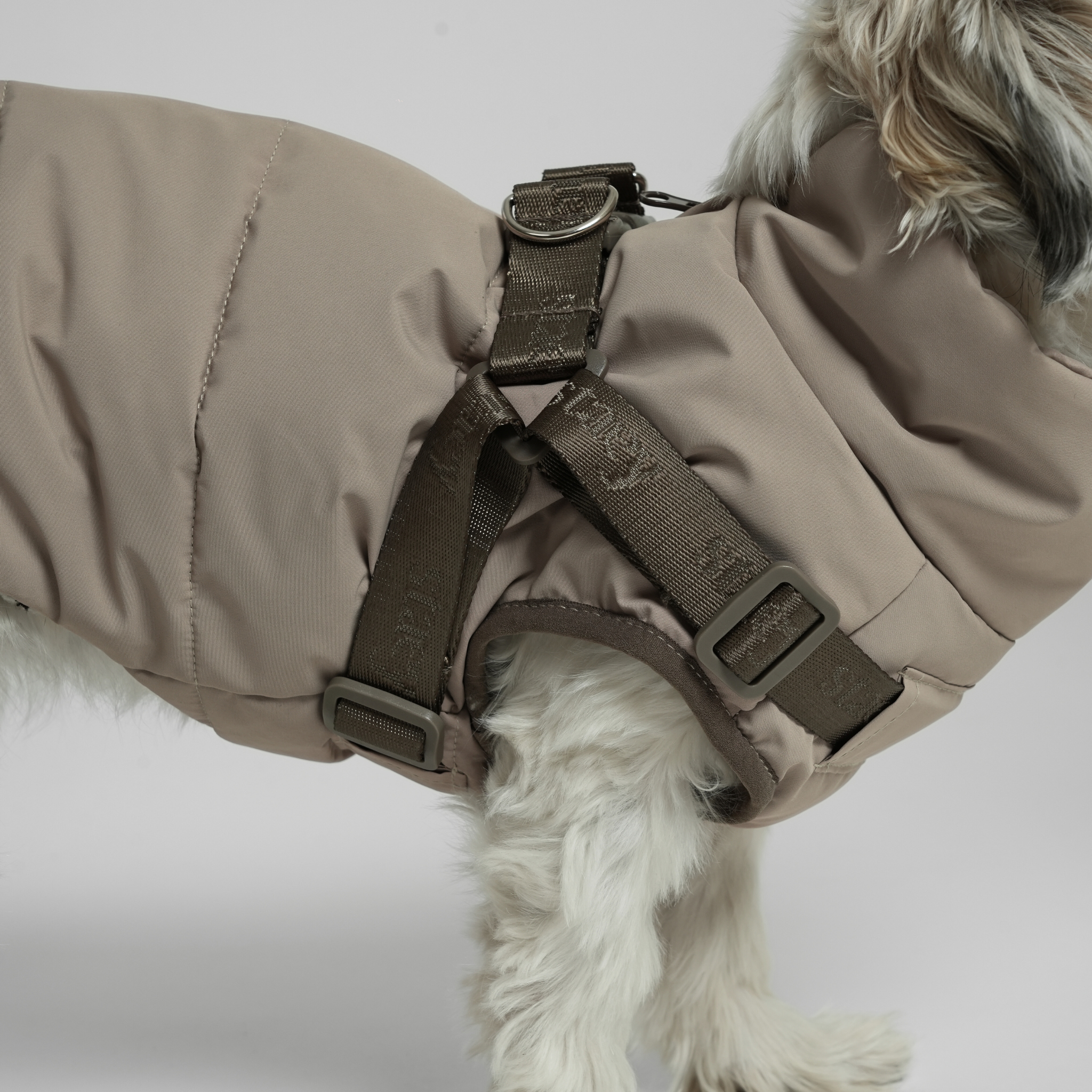 Vera Dog Coat w. Harness | Sand