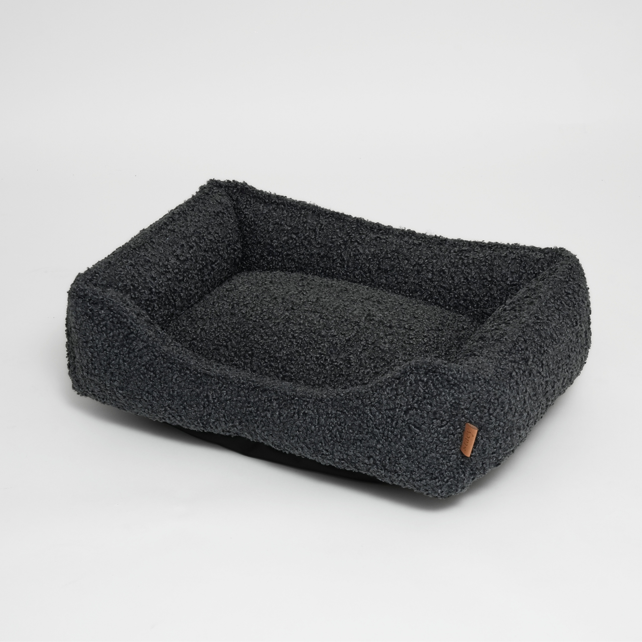 Tora Dog Bed | Storm Curly