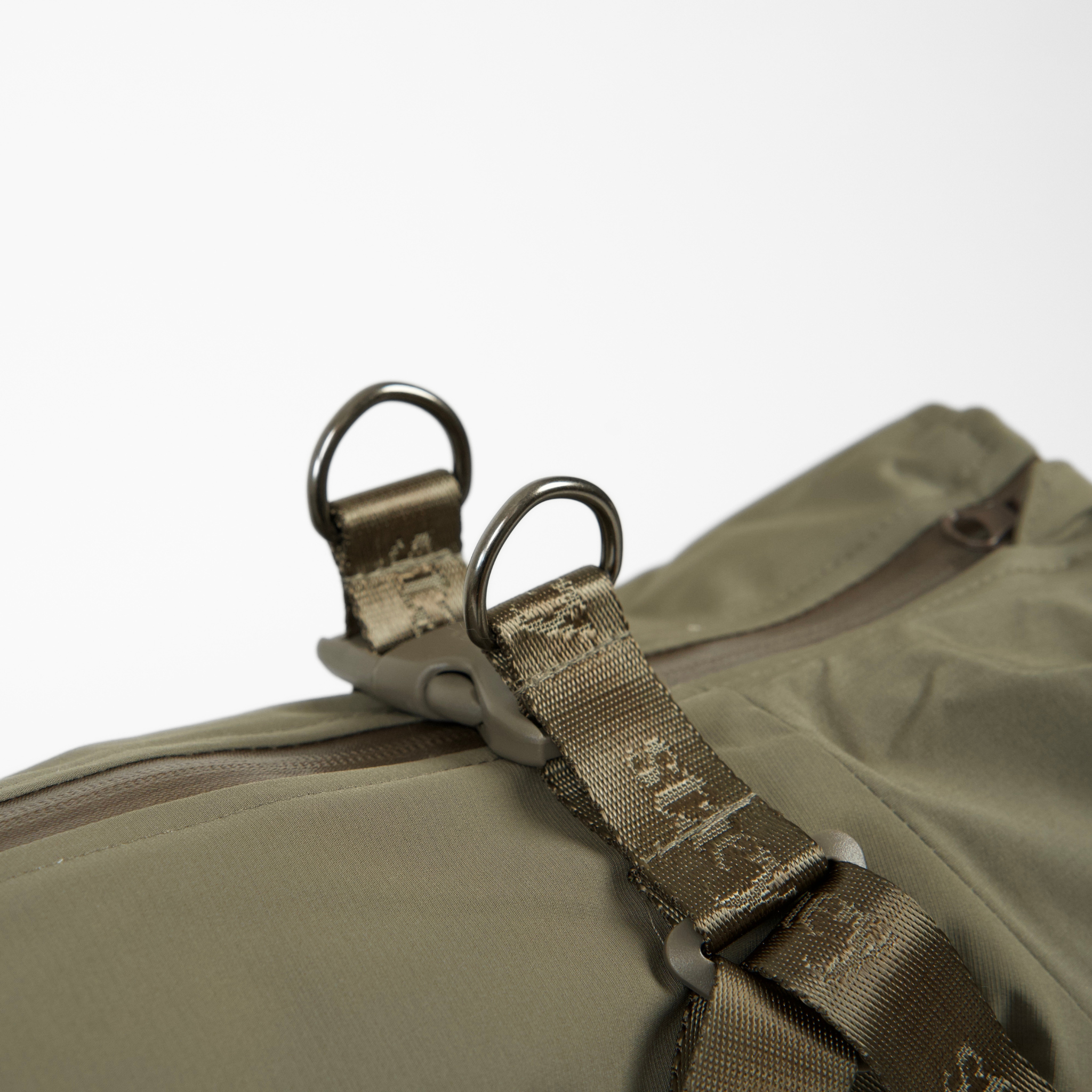 Imperméable pour chien Leva avec harnais | Moss green